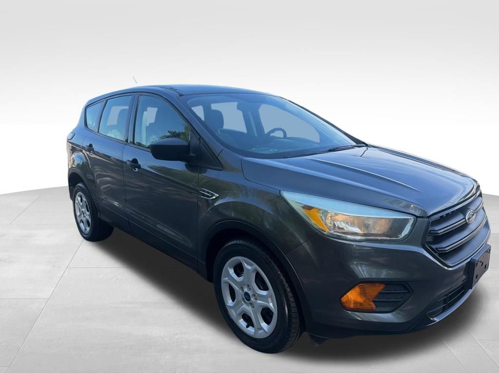 Used 2017 Ford Escape S image 8