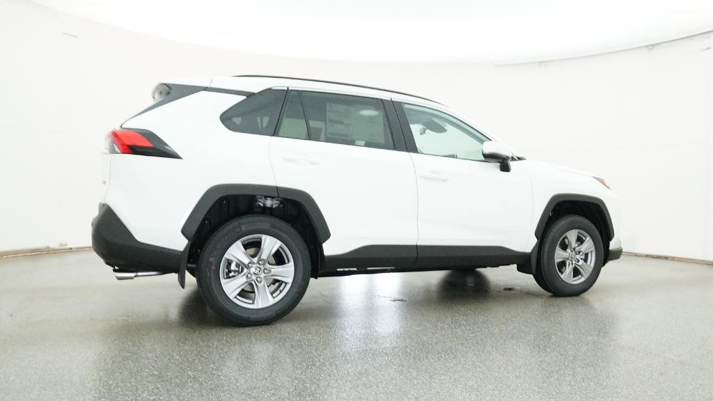 New 2025 Toyota RAV4 XLE image 23