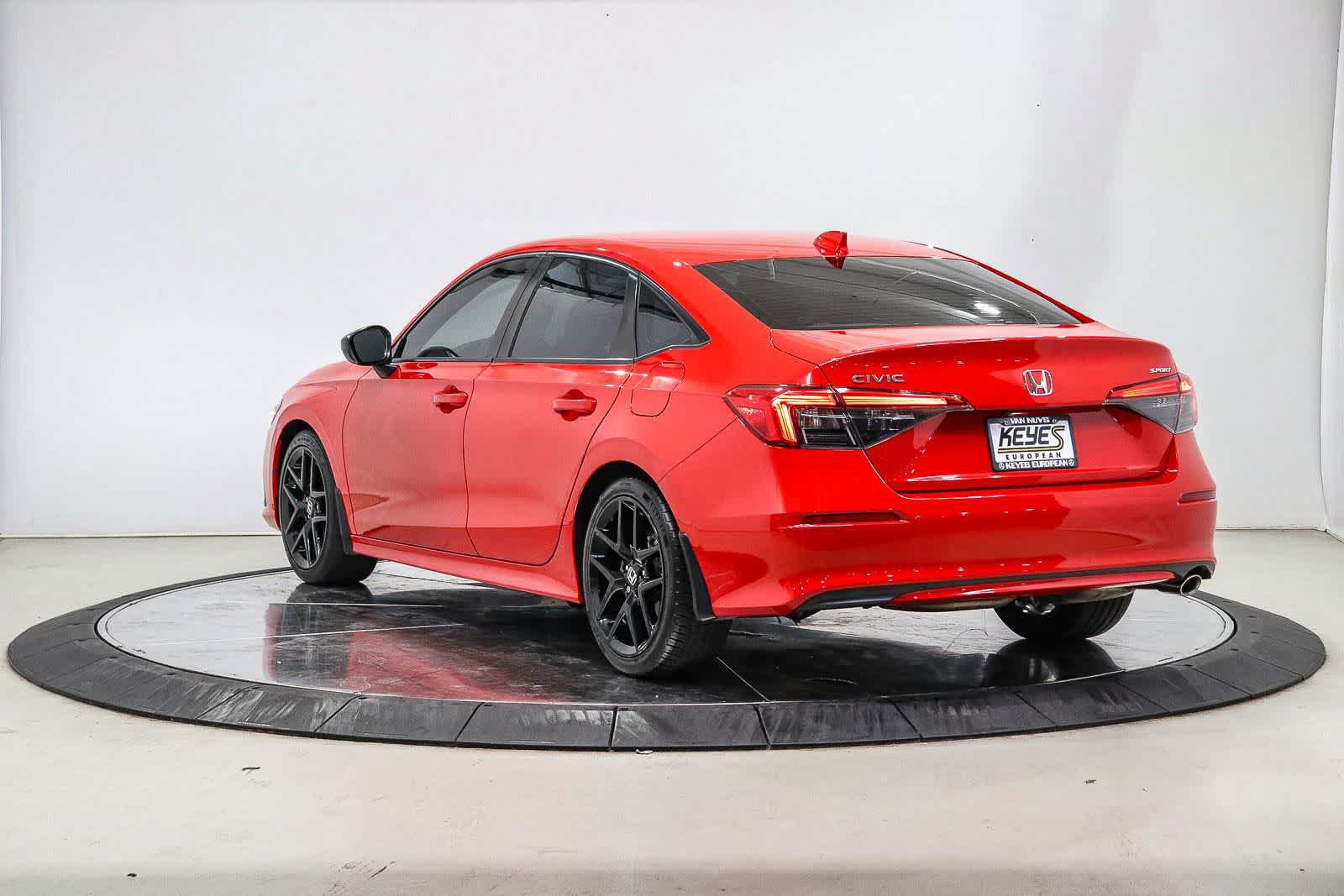 Used 2024 Honda Civic Sport image 2