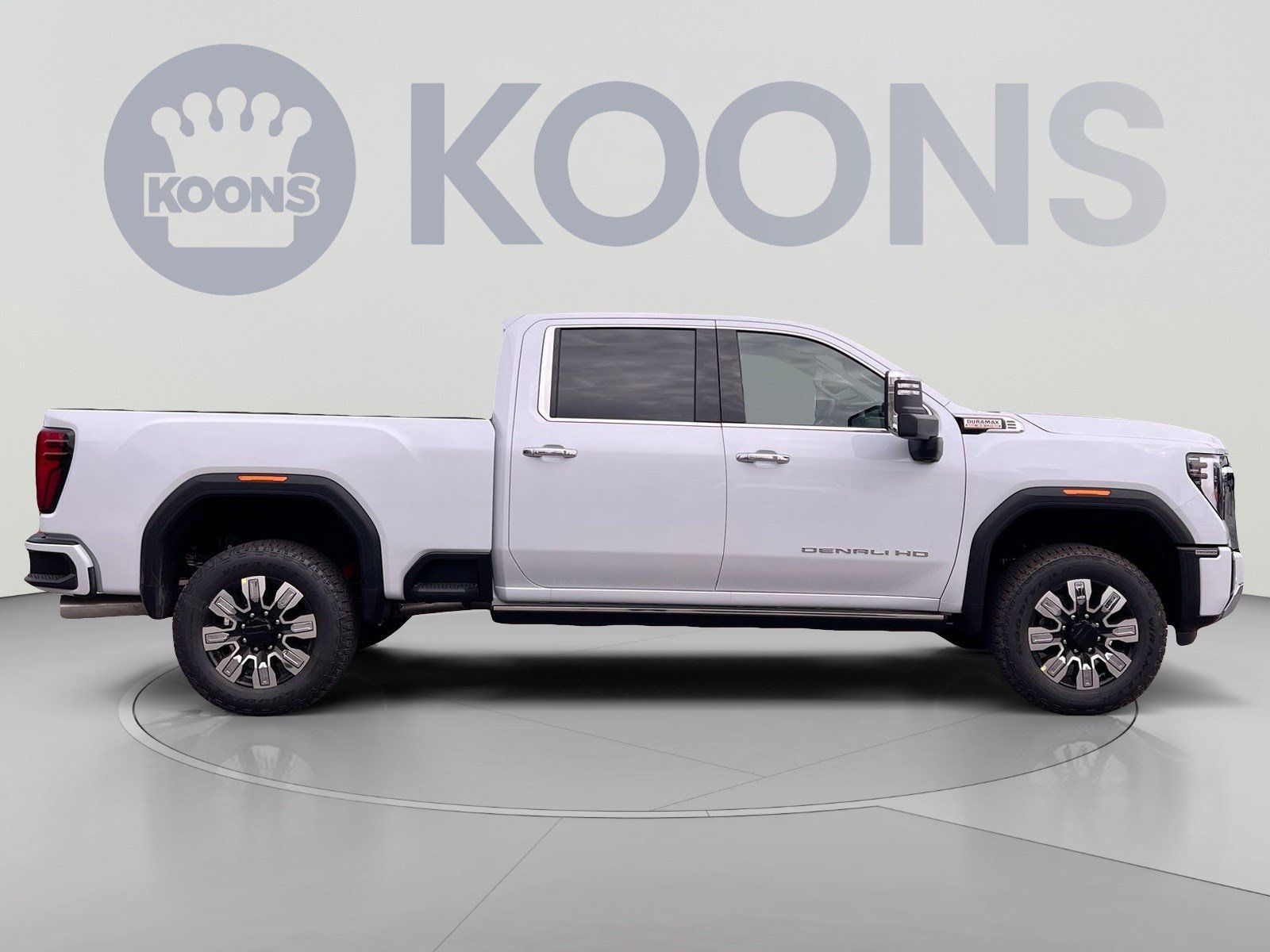 New 2026 GMC Sierra 3500 Denali w/ Denali Reserve Package AWD/4WD image 8
