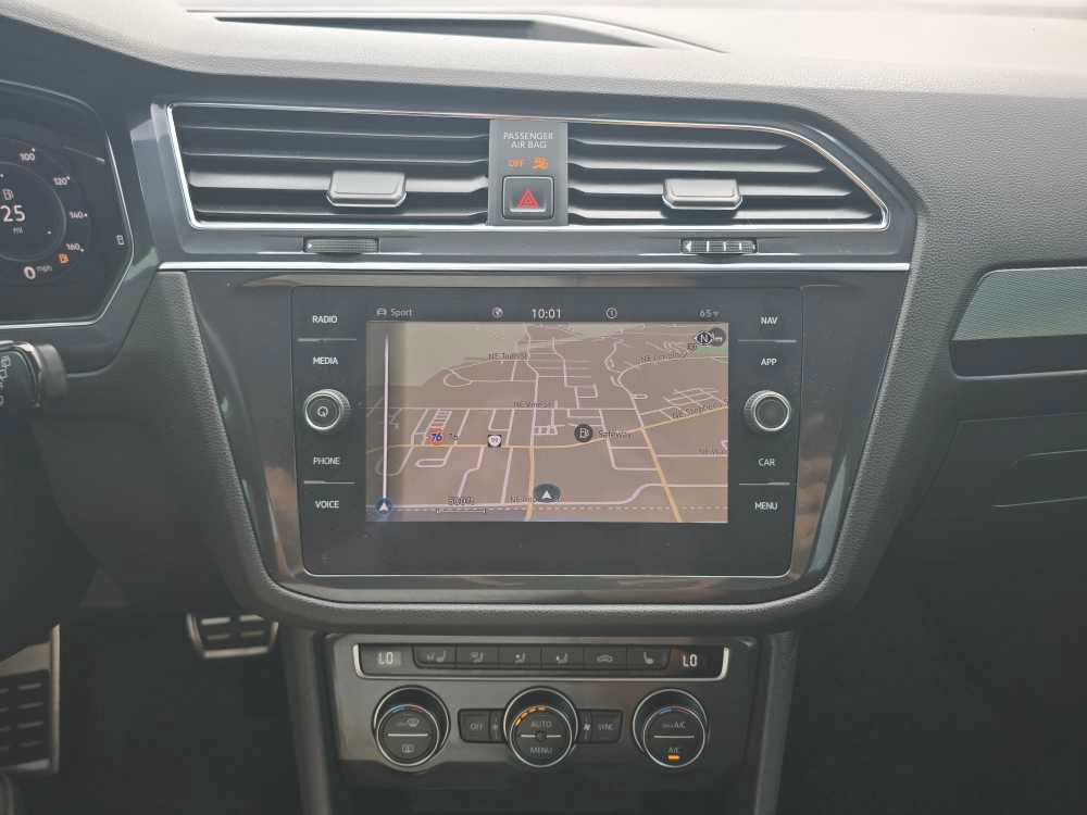 Used 2021 Volkswagen Tiguan SEL Premium R-Line AWD/4WD image 12