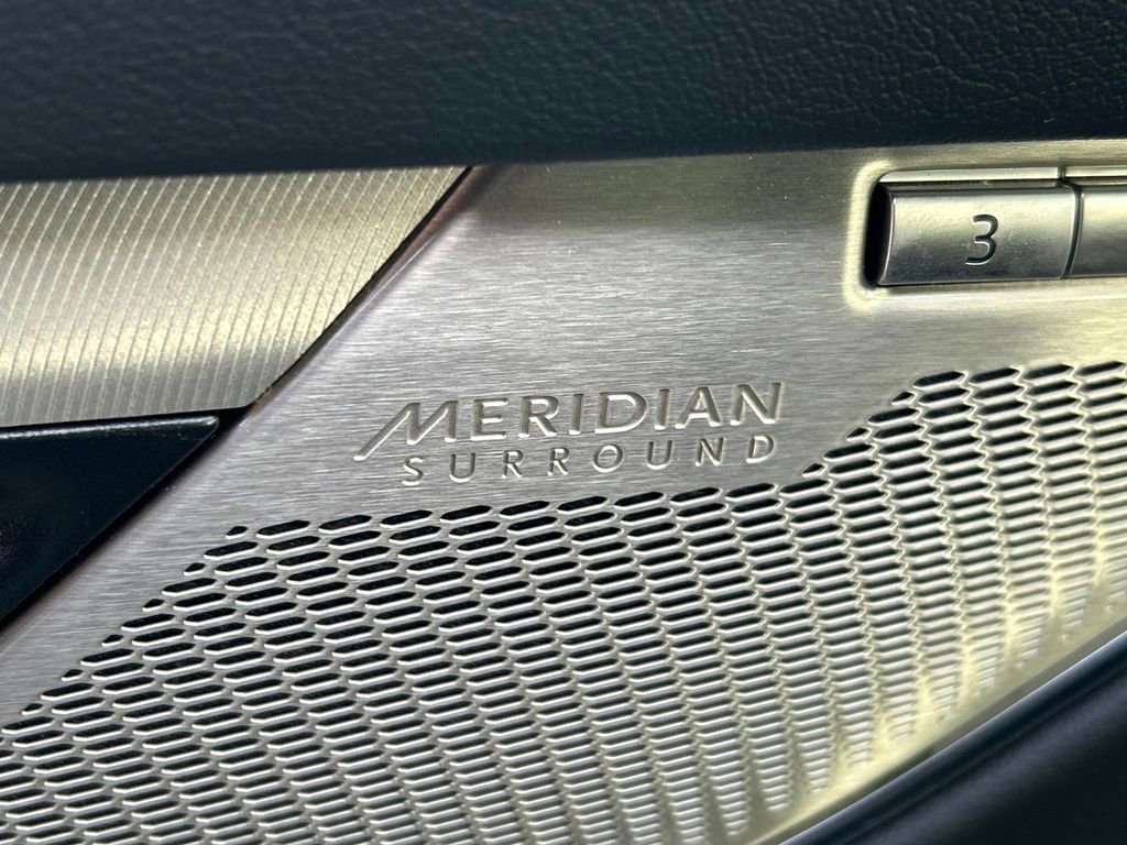 Used 2024 Jaguar F-PACE R-Dynamic S image 29