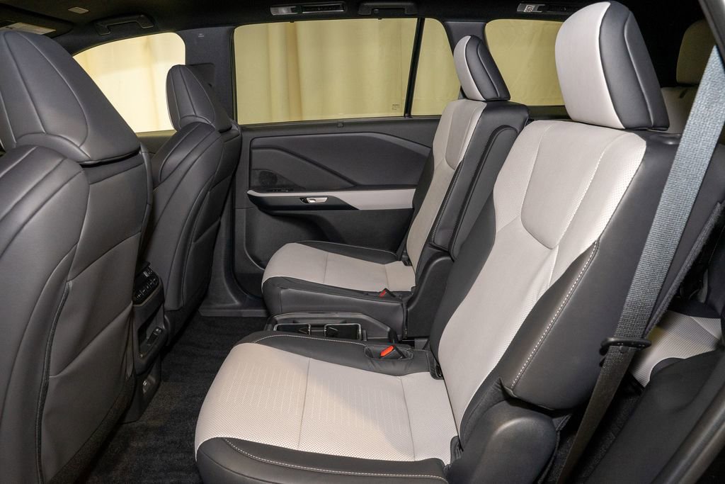 Used 2025 Lexus TX 500h AWD image 10