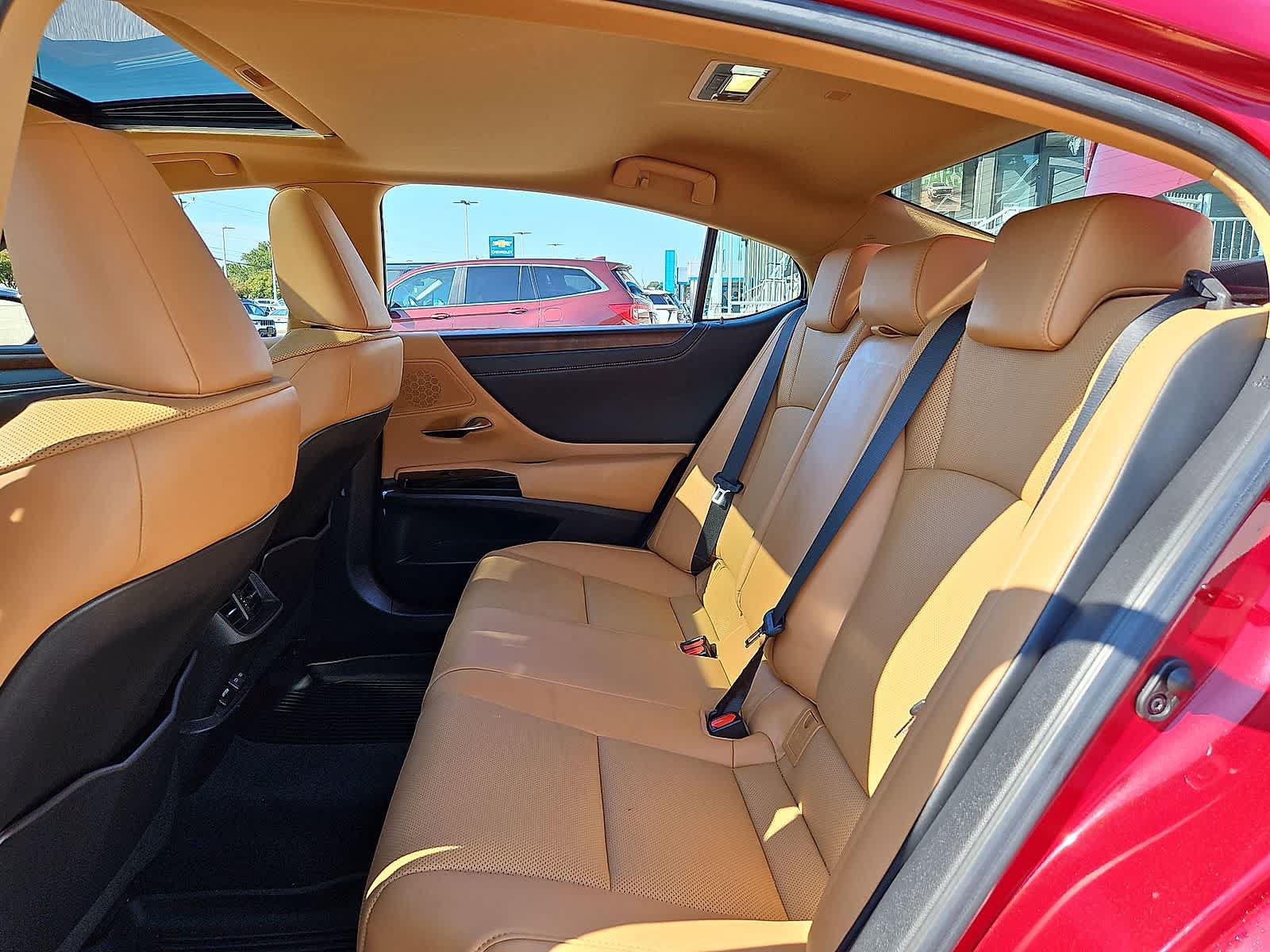 Used 2022 Lexus ES 350 w/ Premium Package FWD image 30