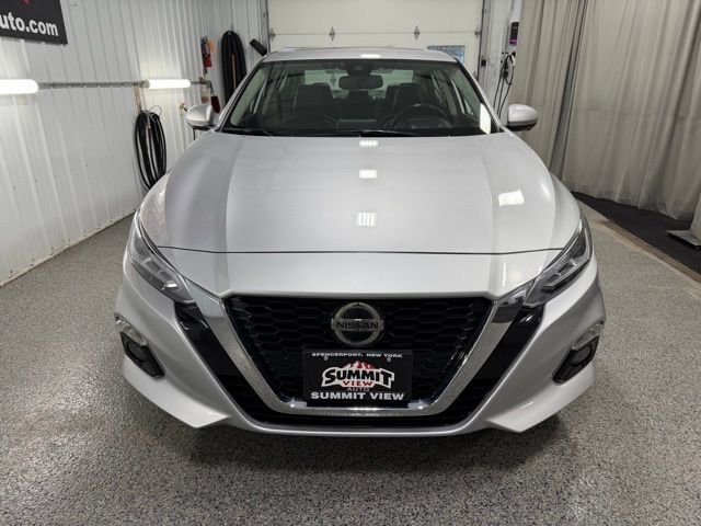 Used 2019 Nissan Altima 2.5 Platinum image 2