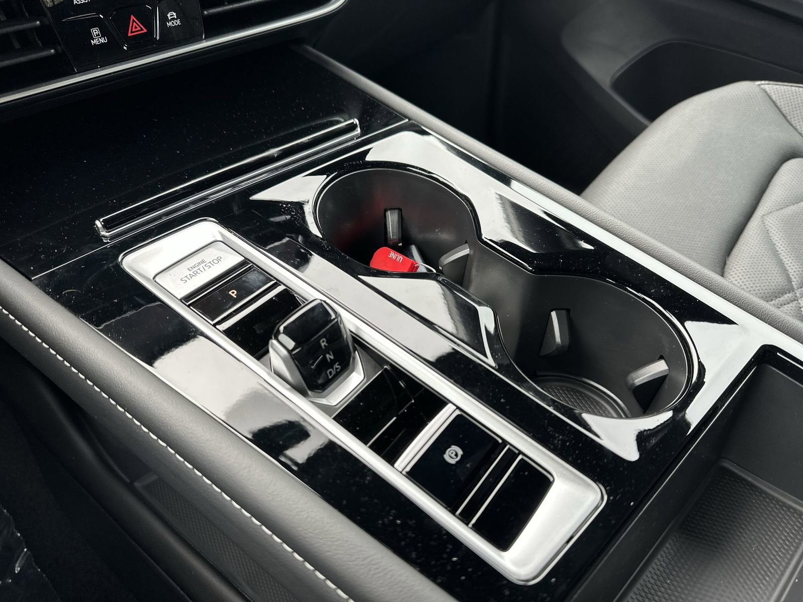 New 2025 Volkswagen Atlas Cross Sport SE image 21