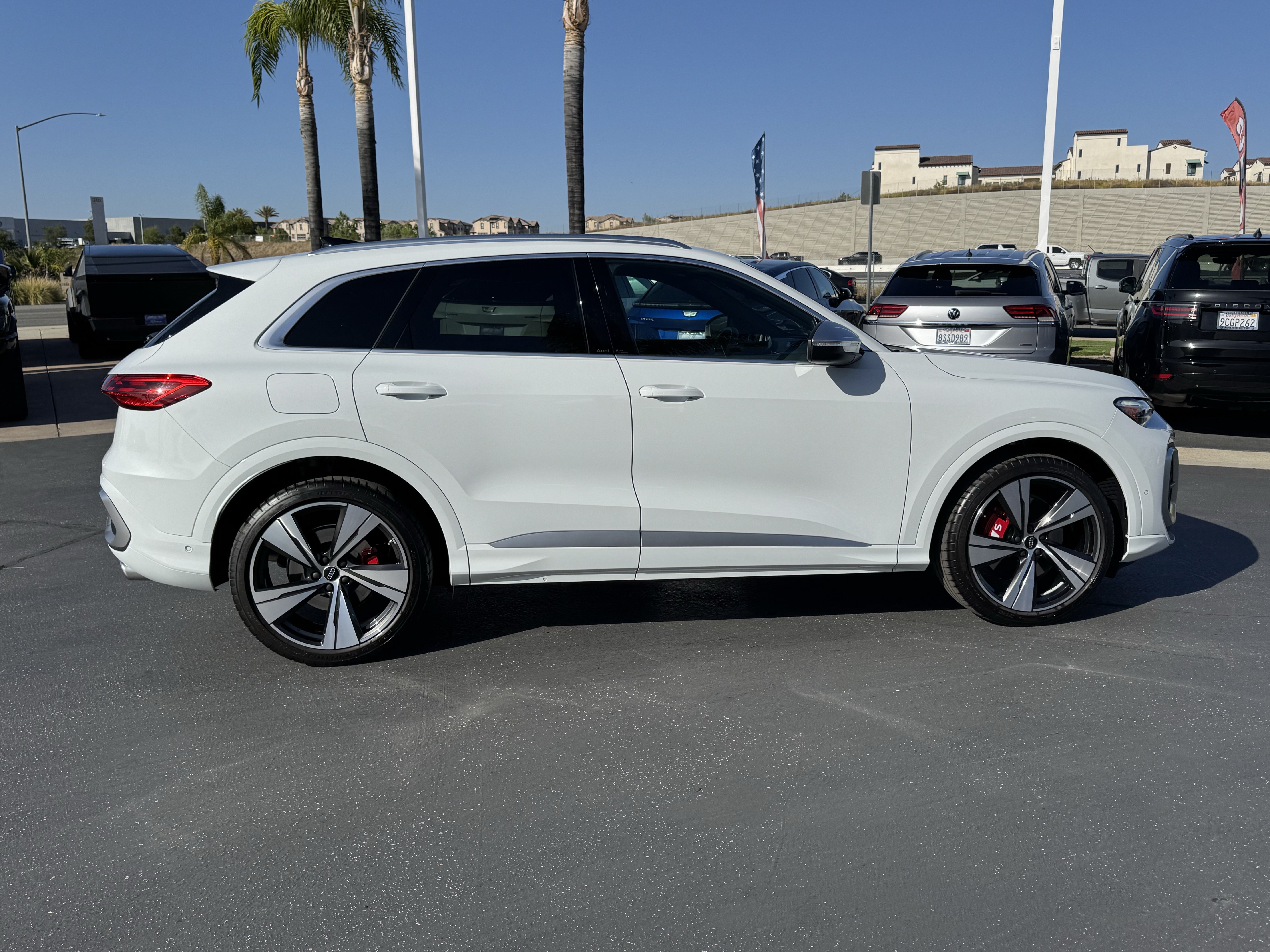 Used 2025 Audi SQ5 Premium Plus w/ Premium Plus Package AWD/4WD image 11
