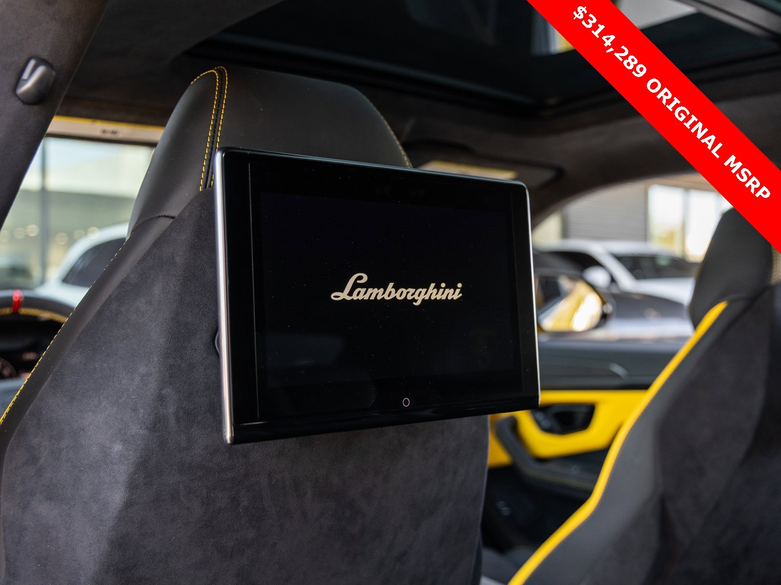 Used 2023 Lamborghini Urus S image 45