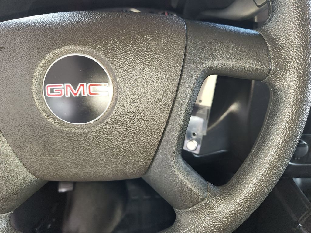 Used 2024 GMC Savana 2500 w/ Driver Convenience Package image 26