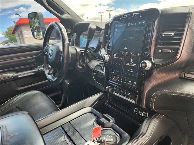 Used 2022 RAM 3500 Limited AWD/4WD image 9