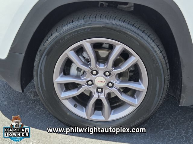 Used 2024 GMC Terrain SLT AWD/4WD image 14