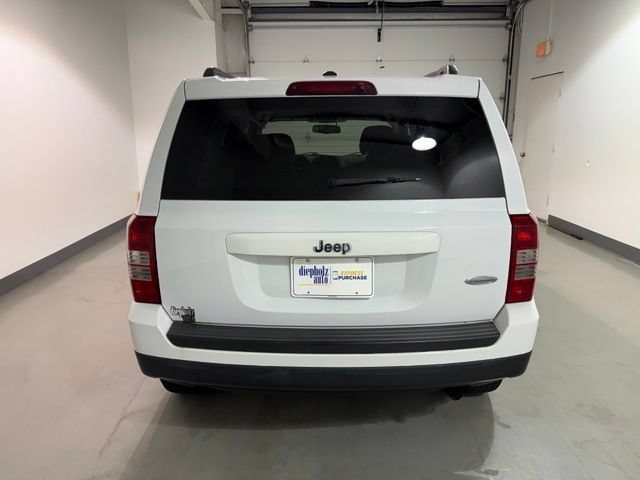 Used 2017 Jeep Patriot Latitude FWD image 6