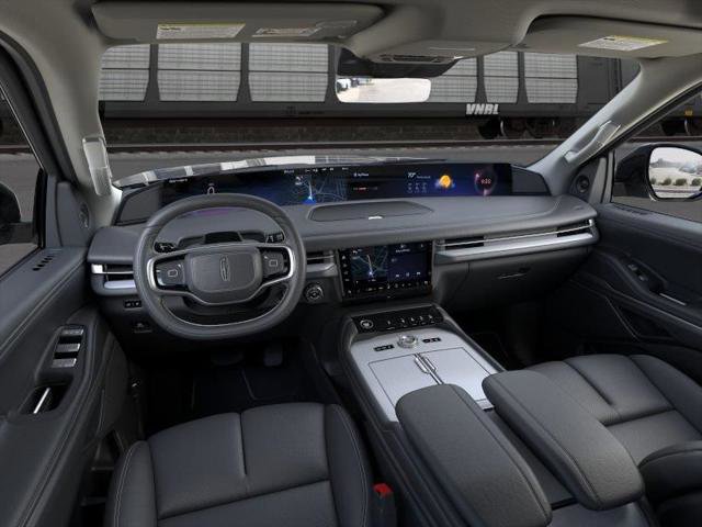 New 2026 Lincoln Navigator L Reserve AWD/4WD image 9