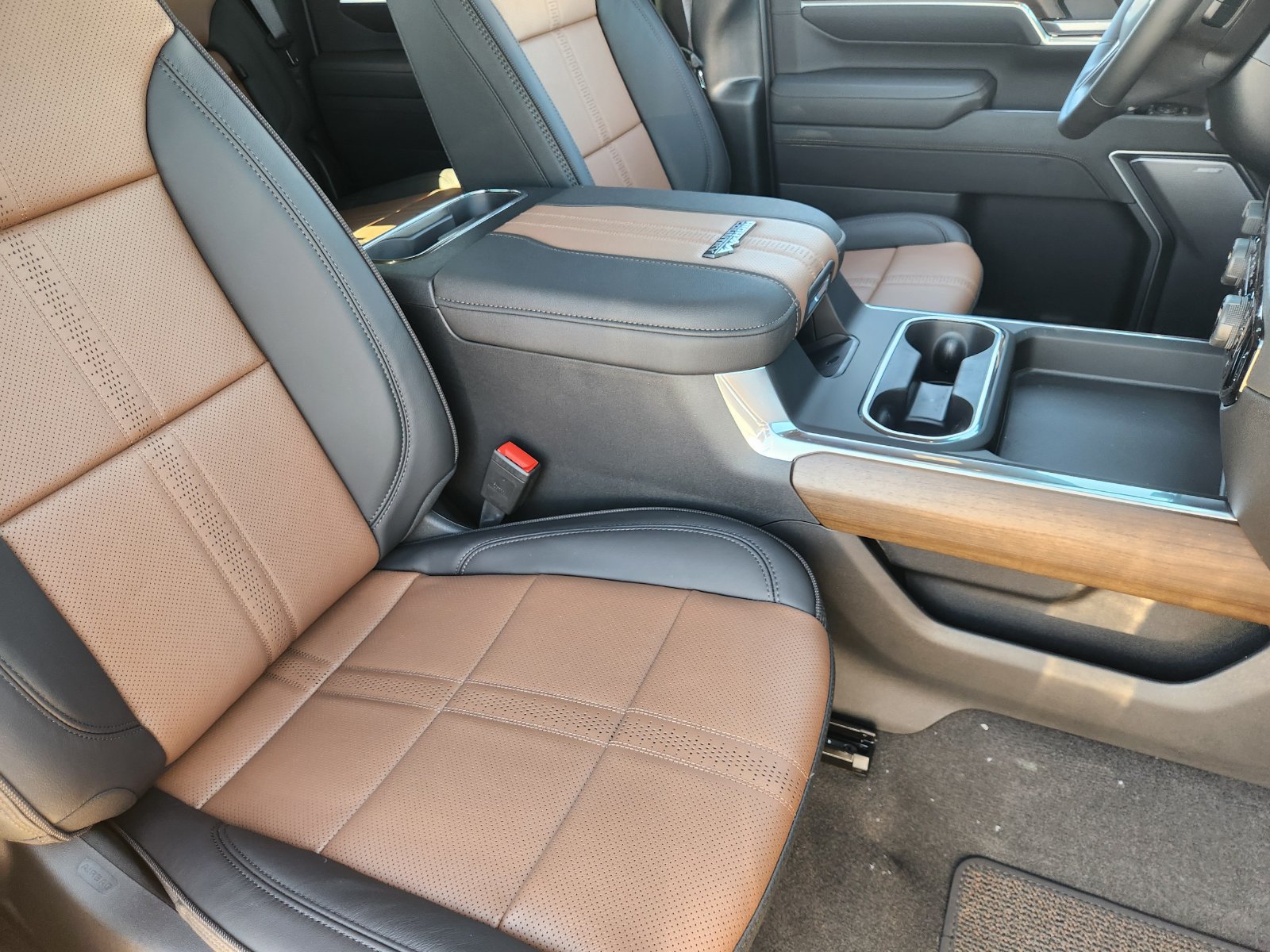 New 2026 Chevrolet Silverado 3500 High Country w/ Technology Package AWD/4WD image 14