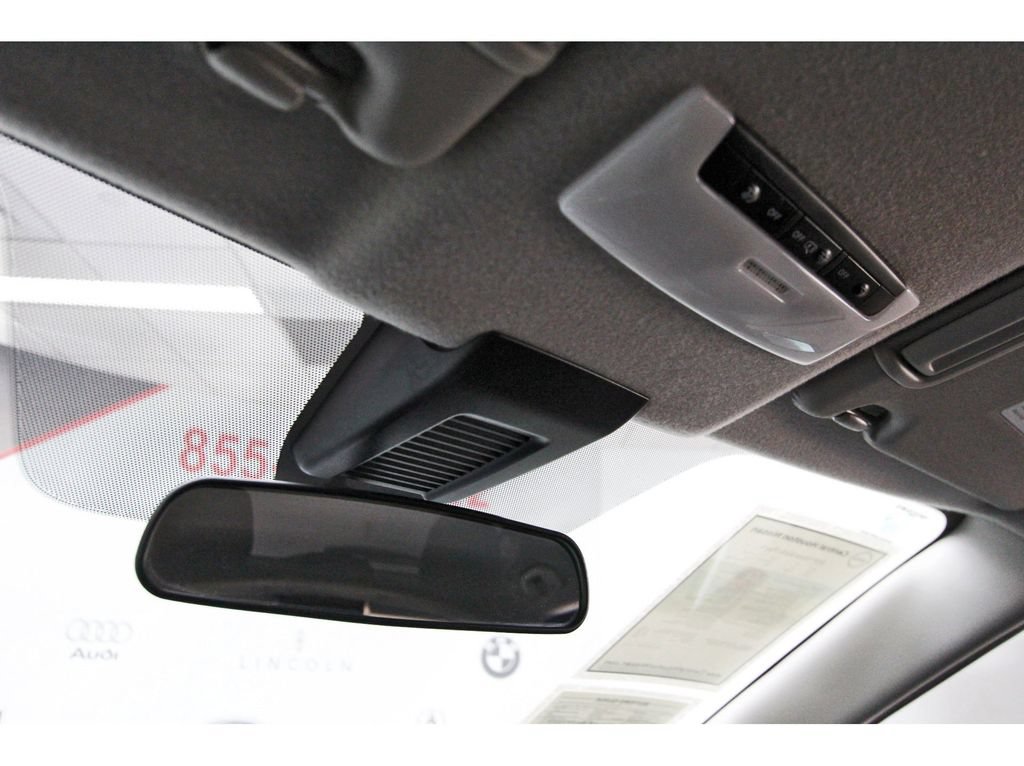 Certified 2025 Nissan Kicks Play S FWD image 22