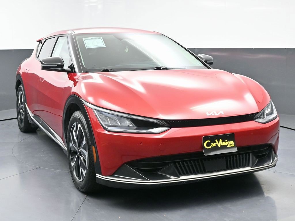 Used 2022 Kia EV6 Wind image 4