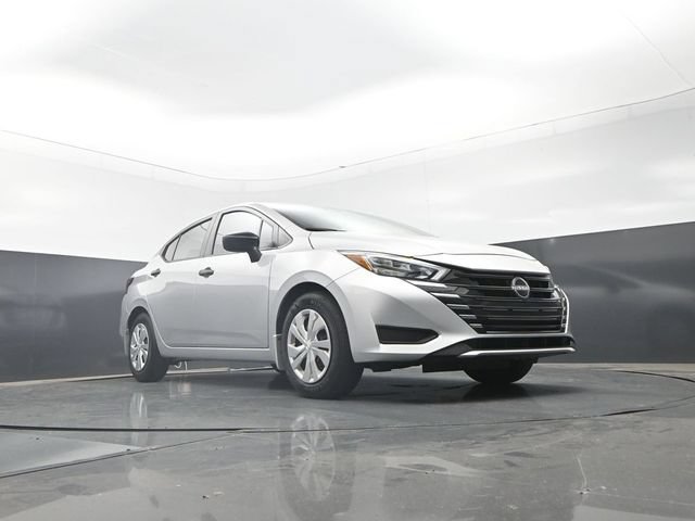 Used 2025 Nissan Versa S w/ Electronics Package FWD image 27