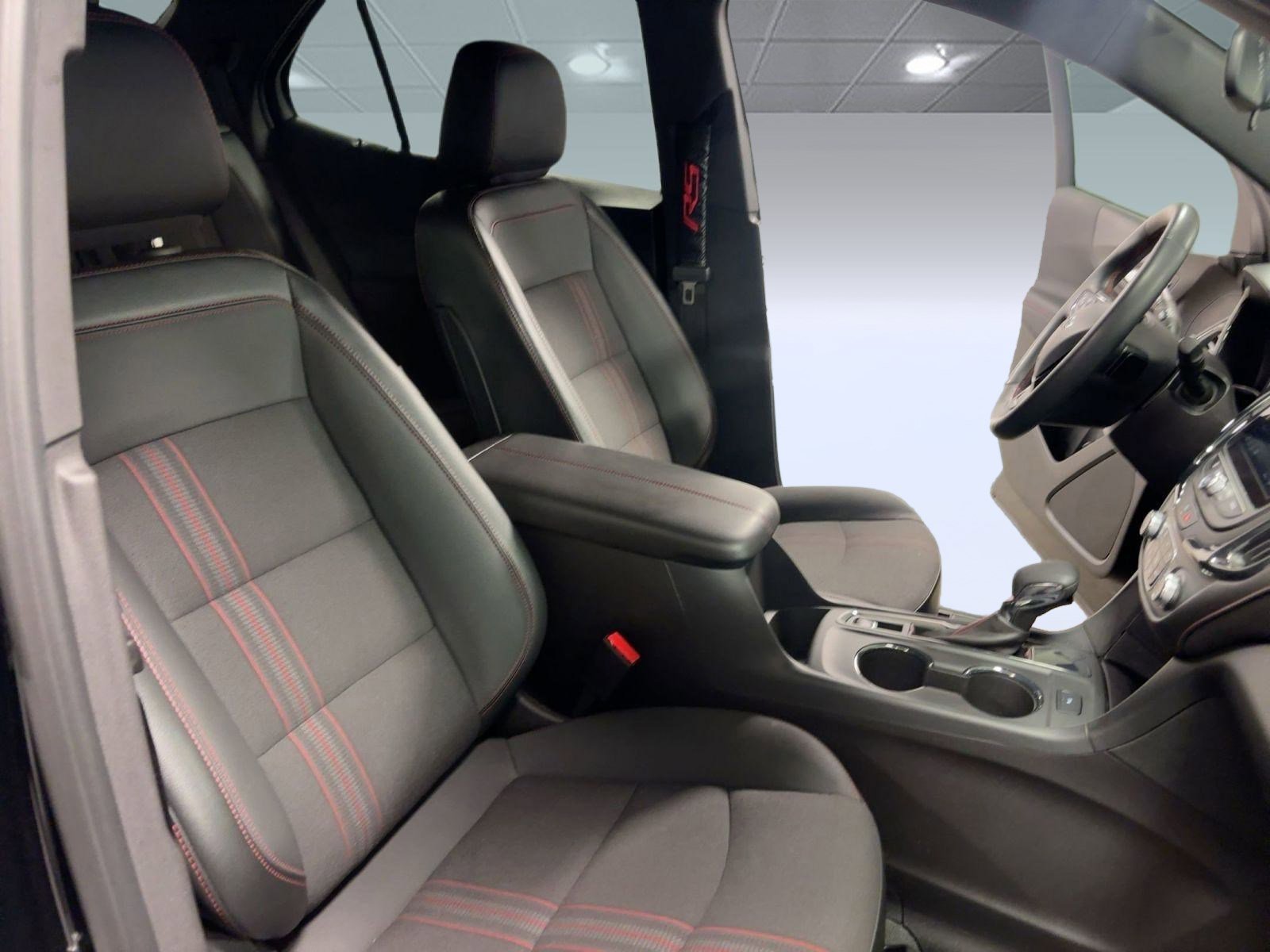 Certified 2024 Chevrolet Equinox RS image 31