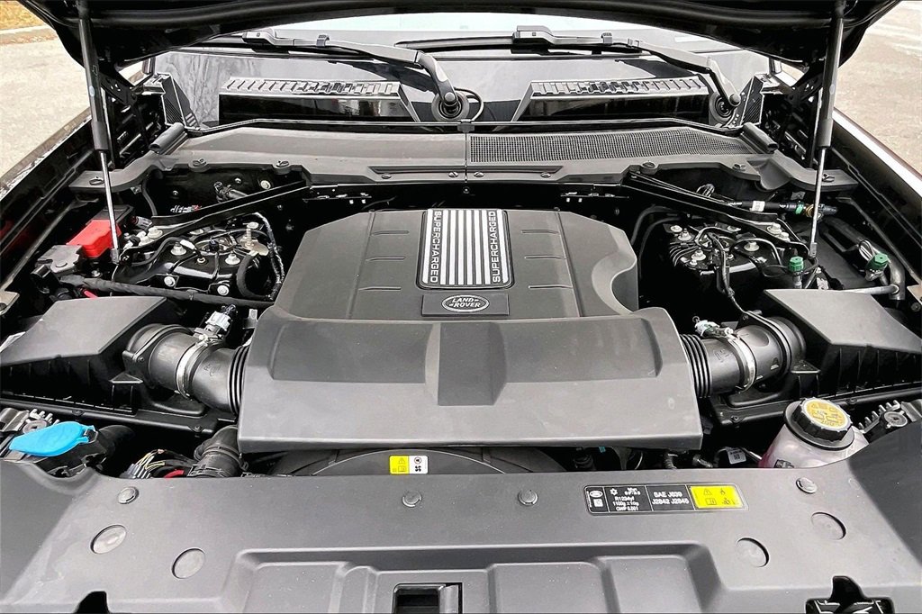 New 2025 Land Rover Defender 110 V8 image 12