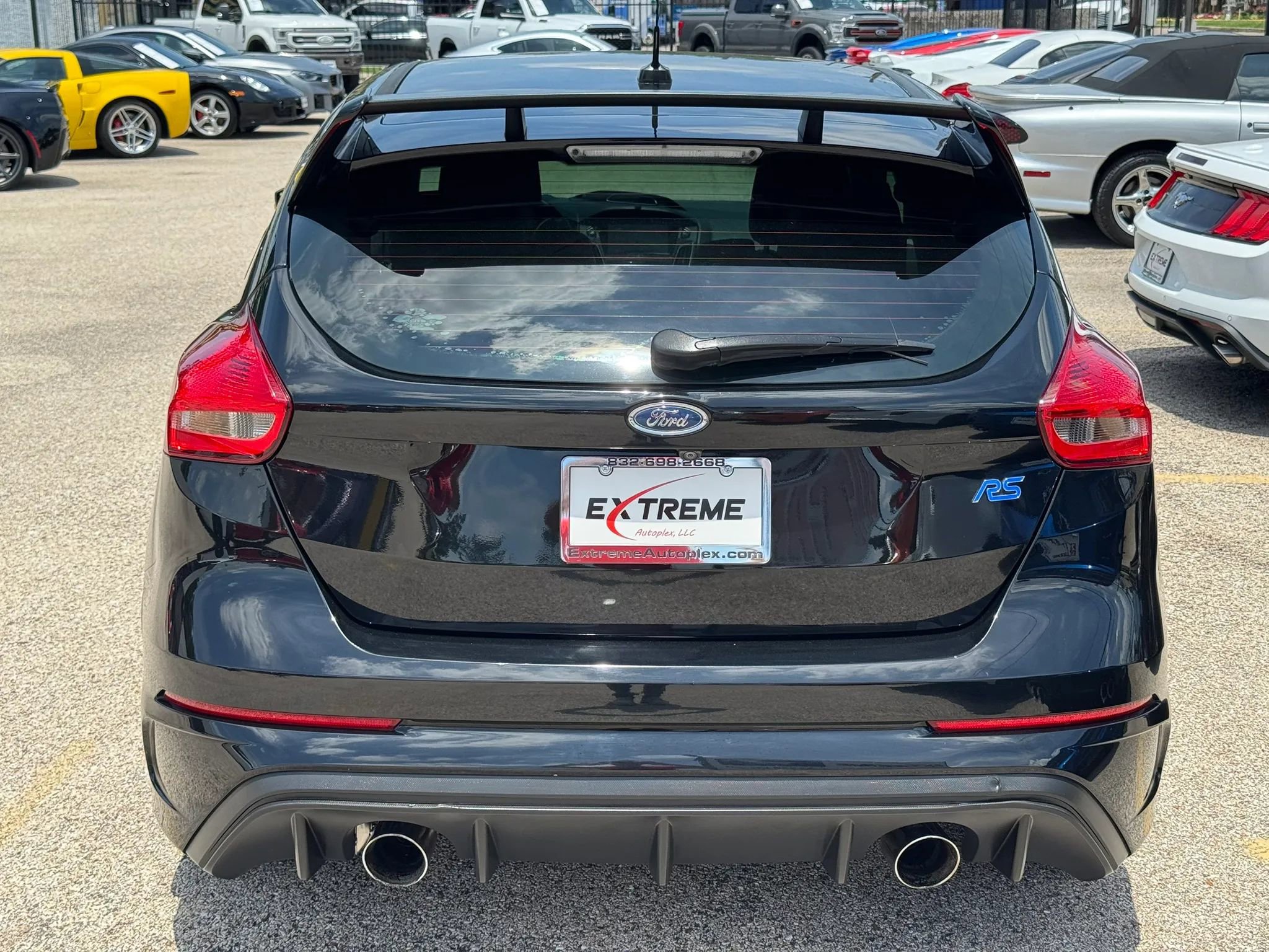 Used 2017 Ford Focus RS AWD/4WD image 5