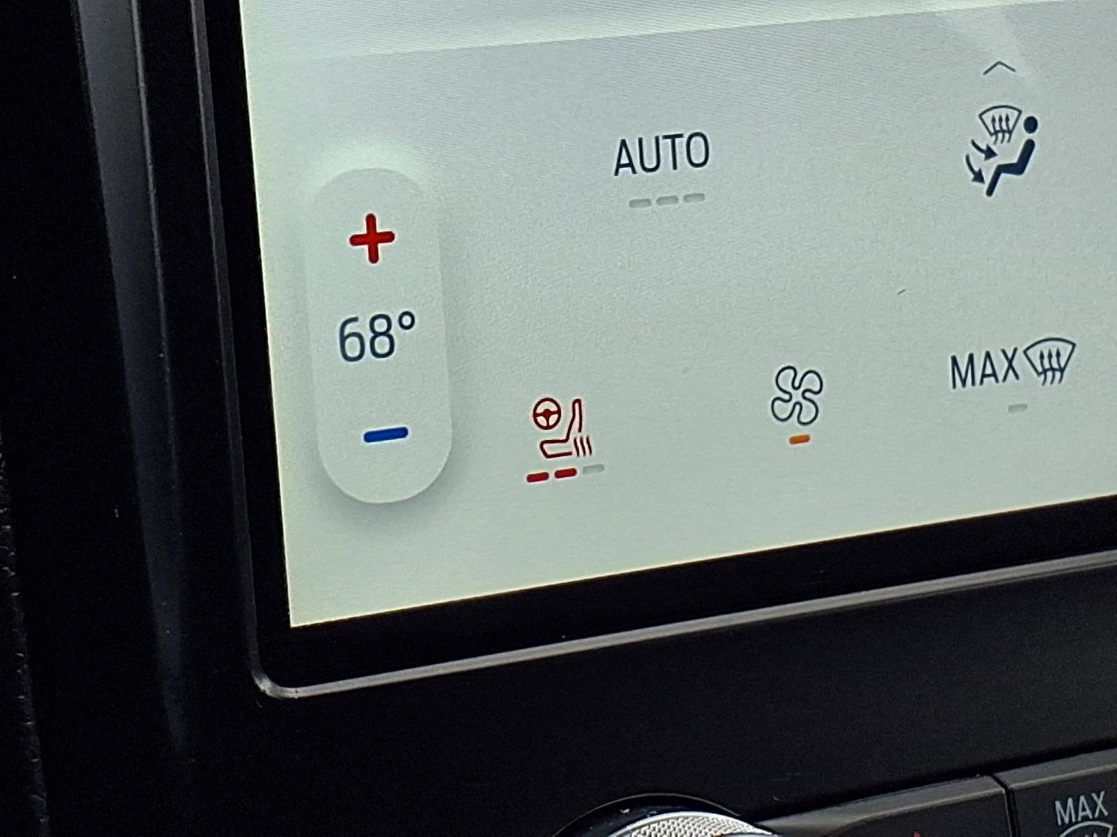 Certified 2024 Ford Edge SEL w/ Convenience Package image 5