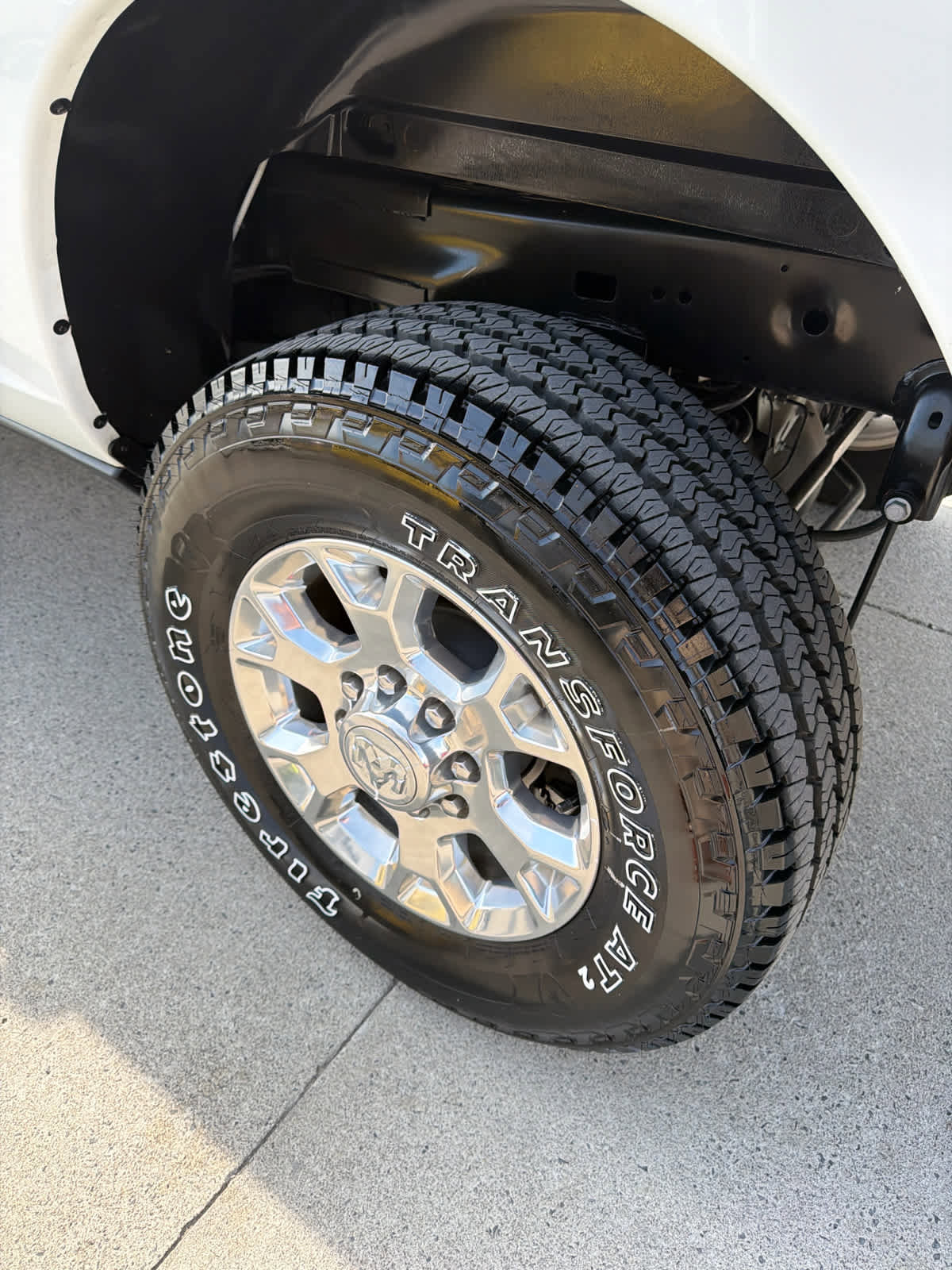 Used 2024 RAM 2500 Laramie w/ Safety Group AWD/4WD image 9