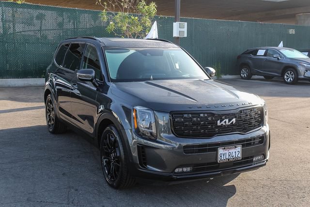 Used 2022 Kia Telluride SX w/ SX Prestige Package AWD/4WD image 3