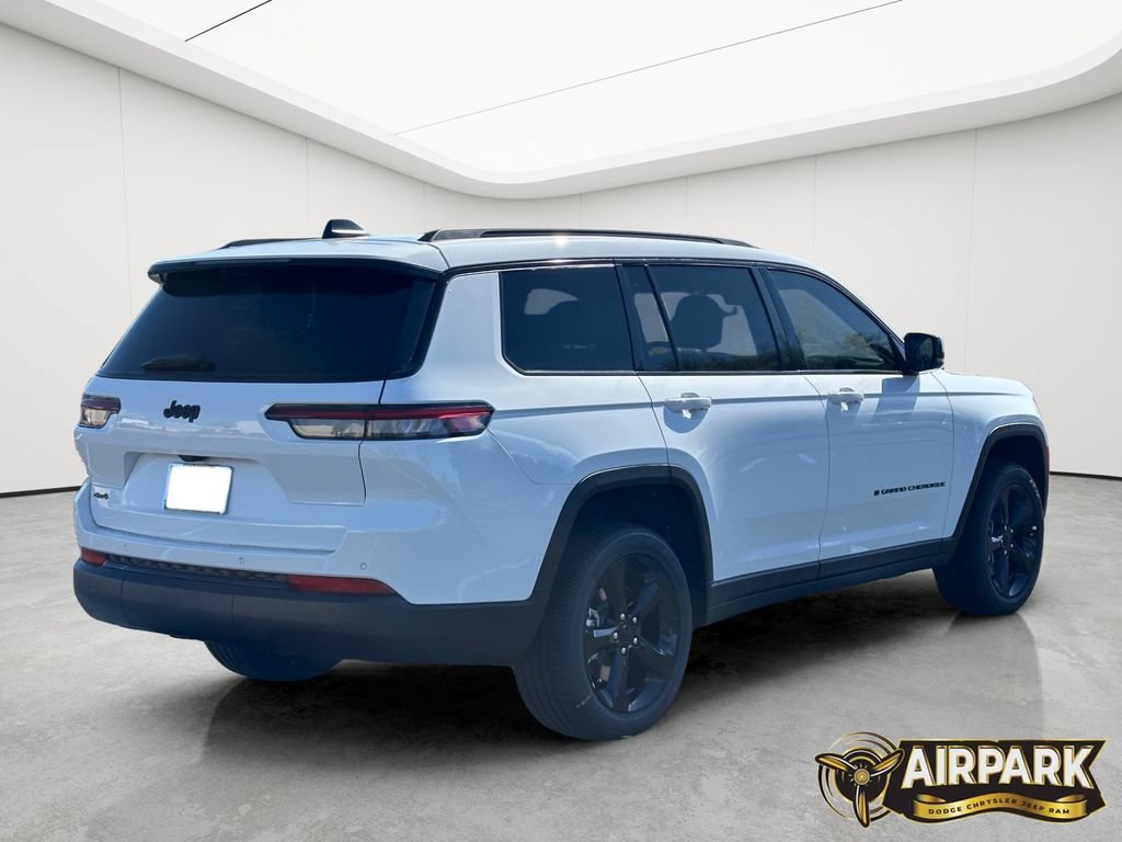 New 2025 Jeep Grand Cherokee L Altitude AWD/4WD image 4