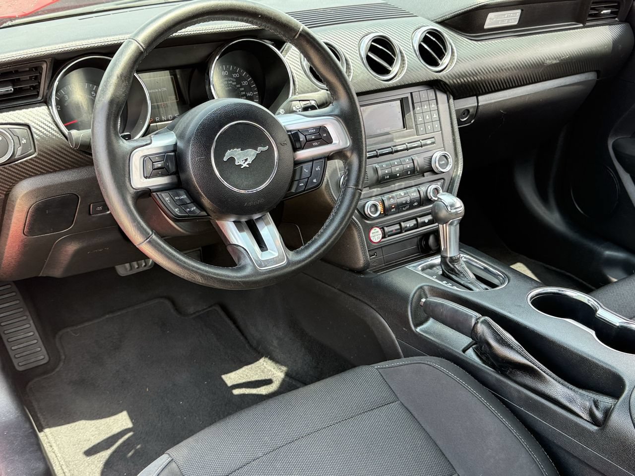 Certified 2017 Ford Mustang Coupe RWD image 11