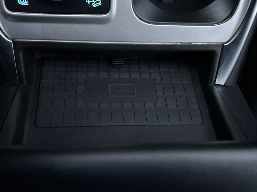 Used 2022 Ford Explorer Limited w/ Equipment Group 301A image 45