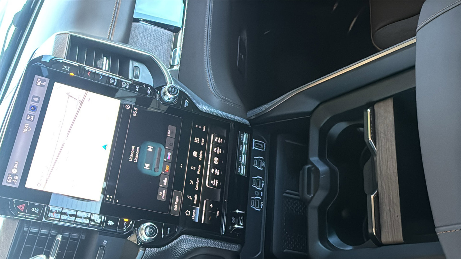 New 2026 RAM 2500 Limited AWD/4WD image 38