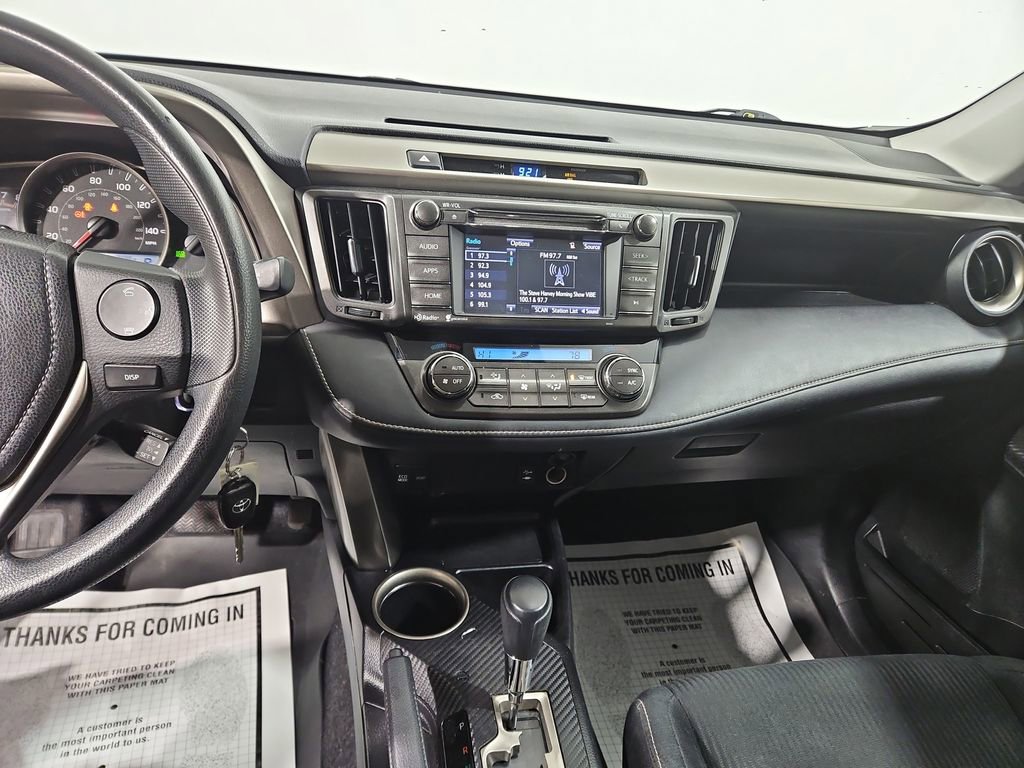 Used 2015 Toyota RAV4 XLE image 17