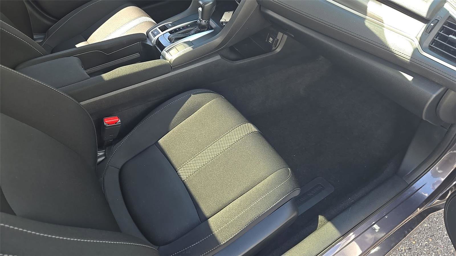 Used 2020 Honda Civic EX image 12