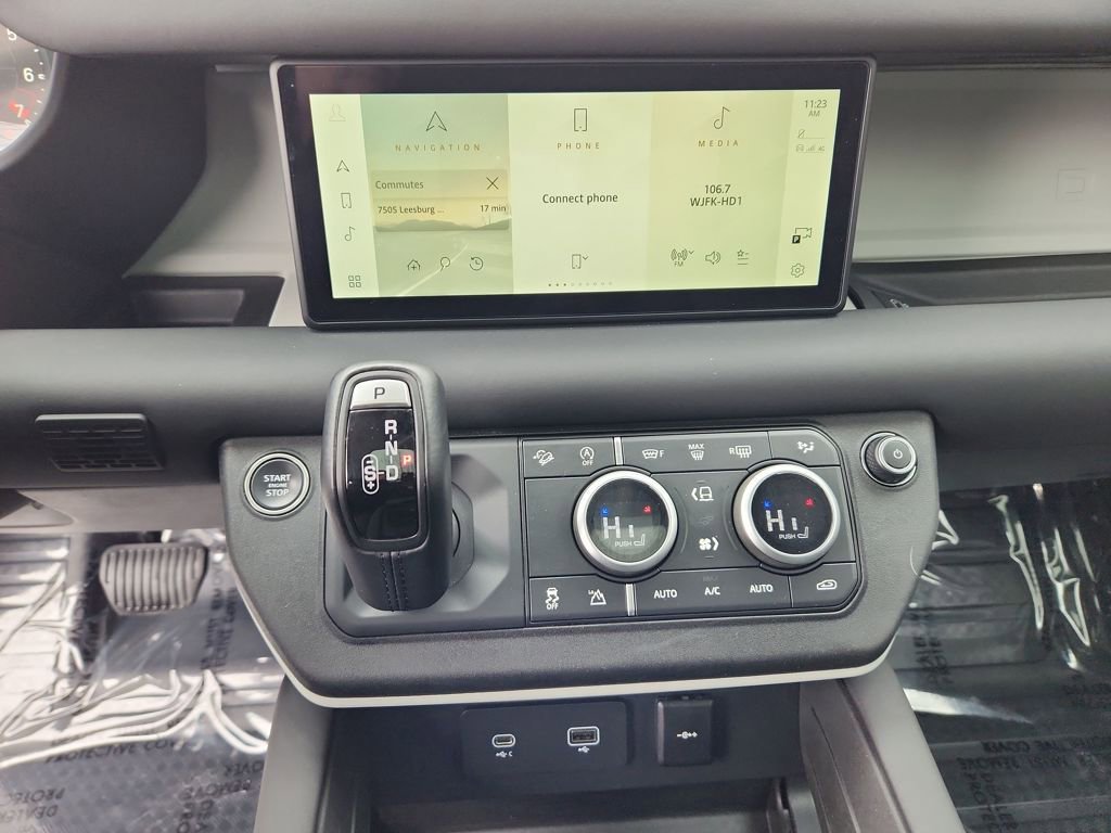Used 2024 Land Rover Defender 110 S image 15