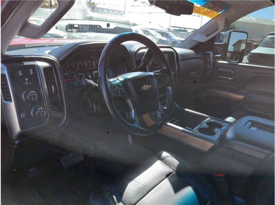 Used 2019 Chevrolet Silverado 2500 LTZ w/ Duramax Plus Package image 6