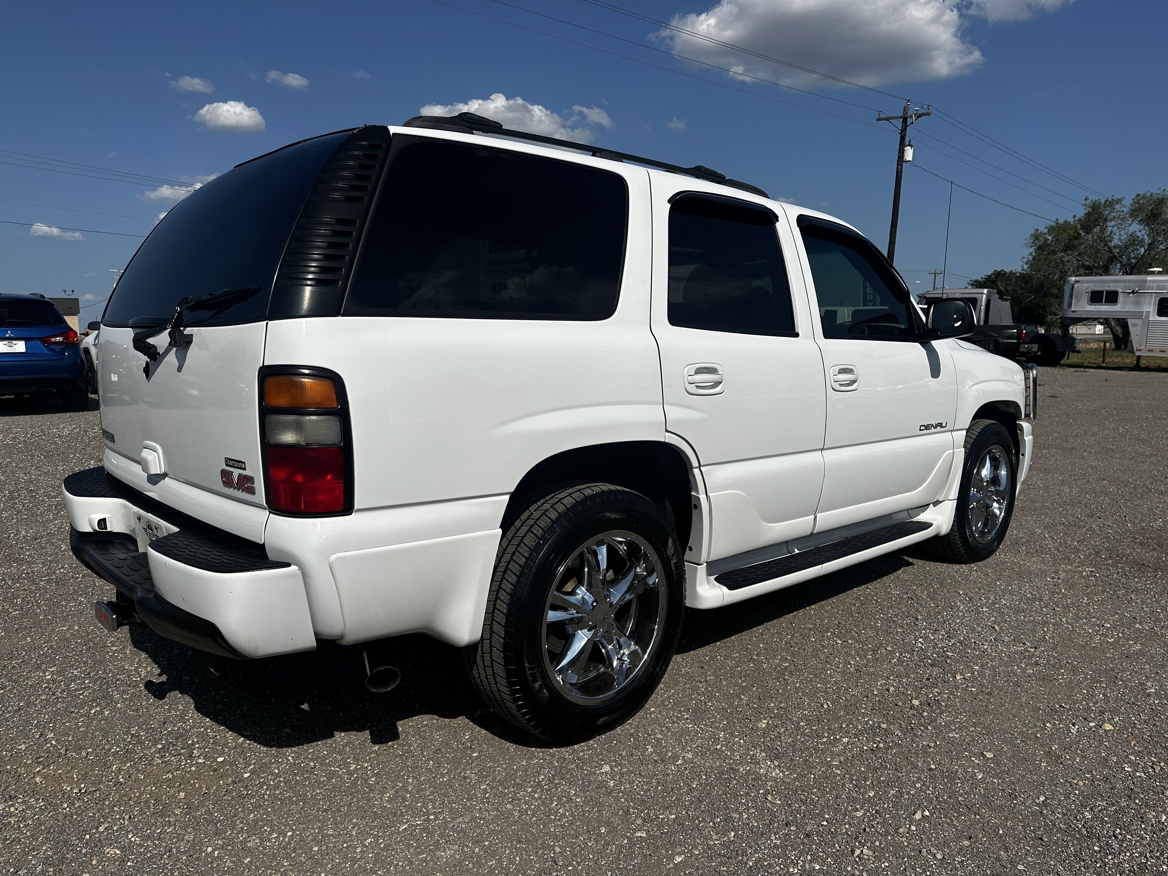 Used 2005 GMC Yukon Denali image 5