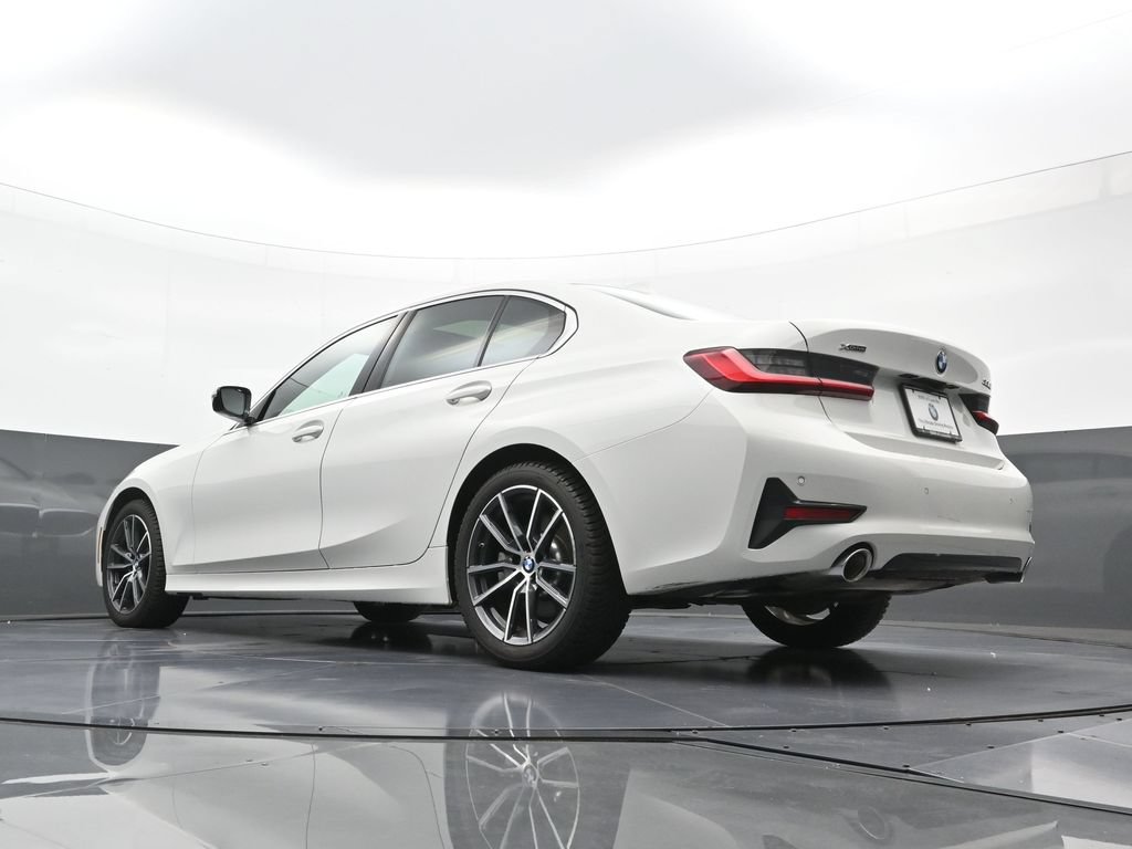 Used 2021 BMW 330i xDrive Sedan w/ Driving Assistance Package AWD/4WD image 25
