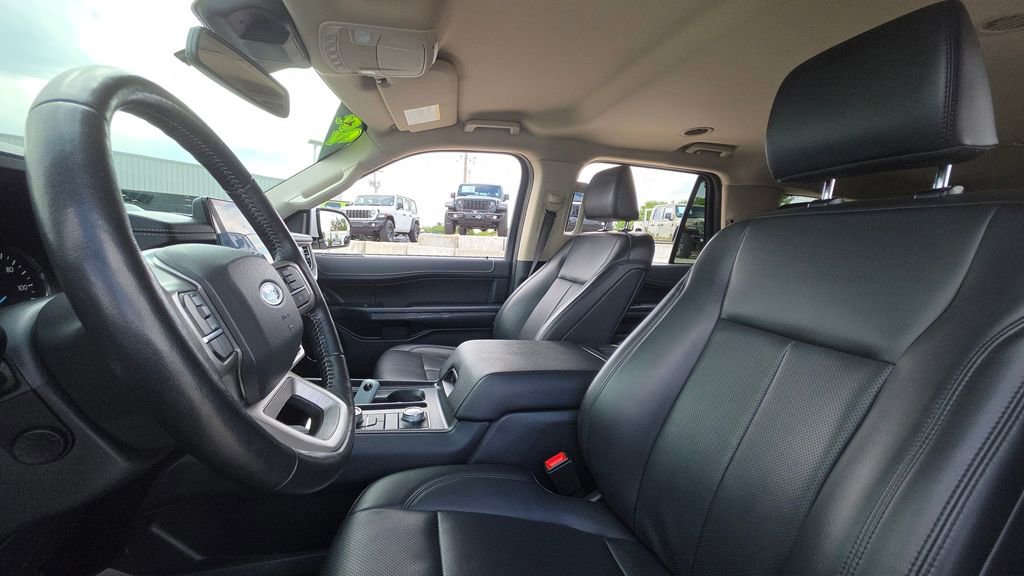 Used 2024 Ford Expedition Max XLT AWD/4WD image 24