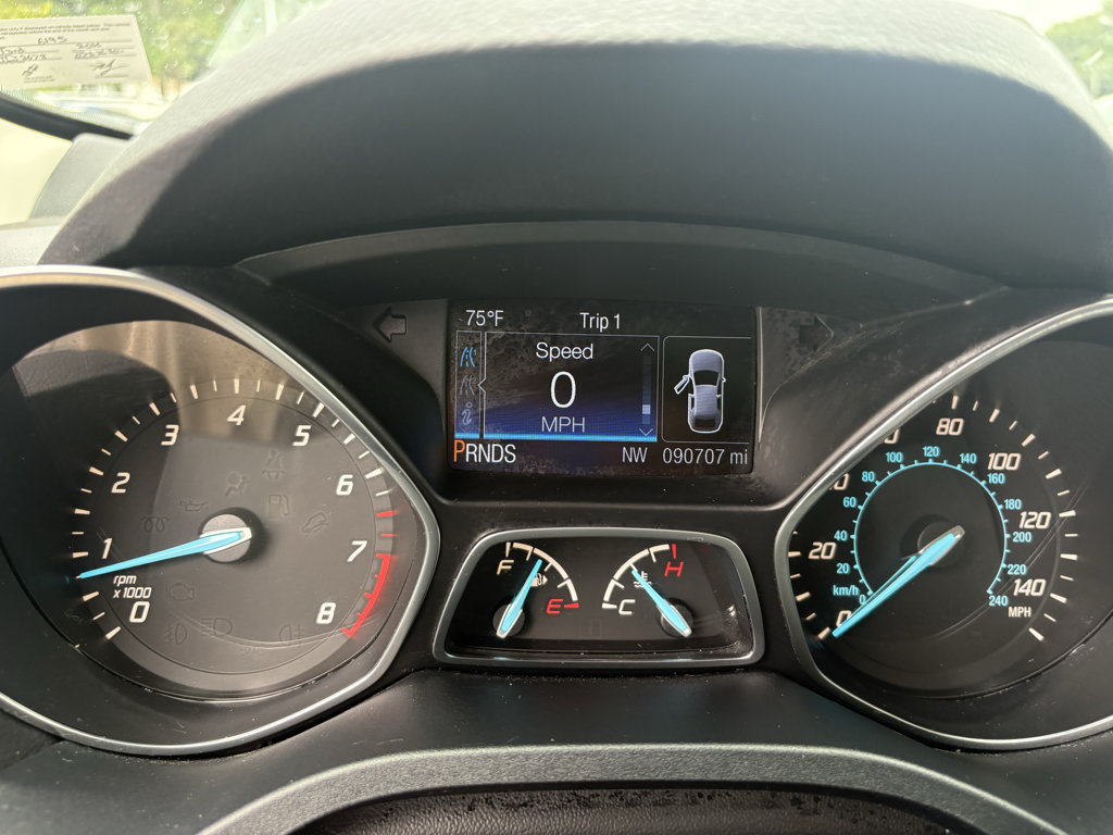 Used 2016 Ford Escape SE FWD image 15