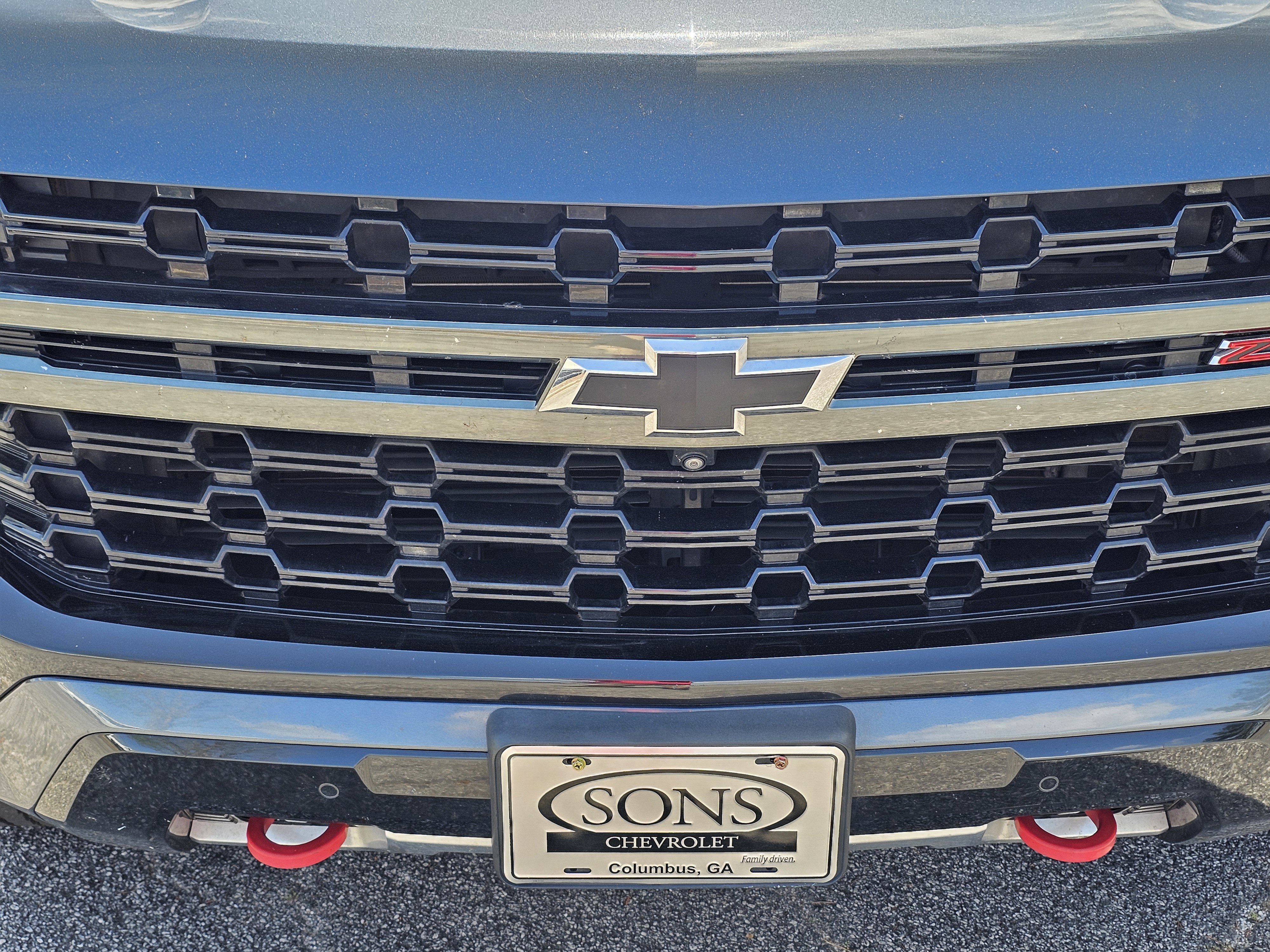 Used 2021 Chevrolet Tahoe Z71 w/ Z71 Off-Road Package image 4