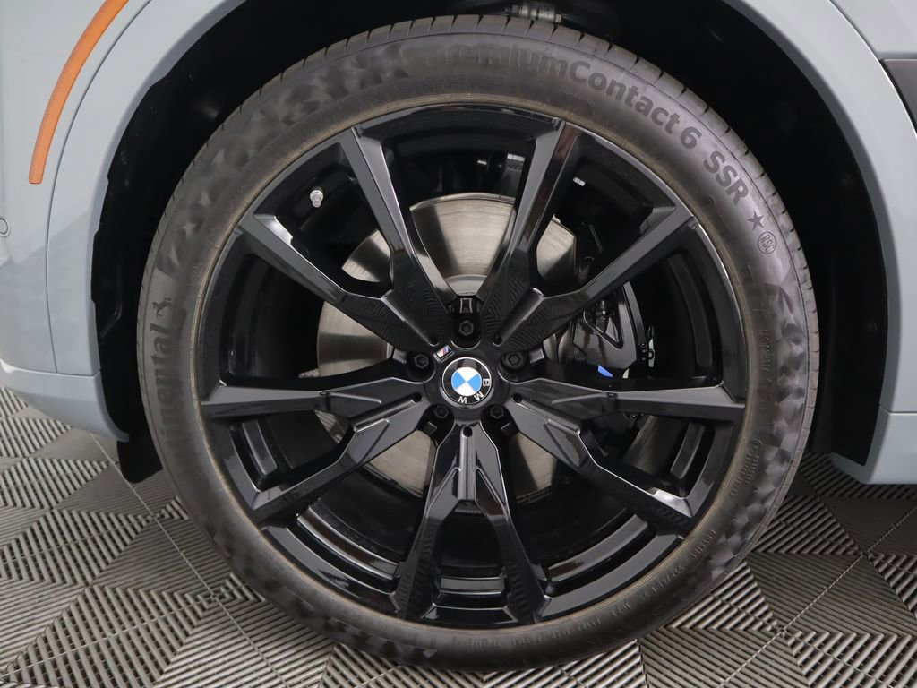 New 2026 BMW X7 M60i image 32