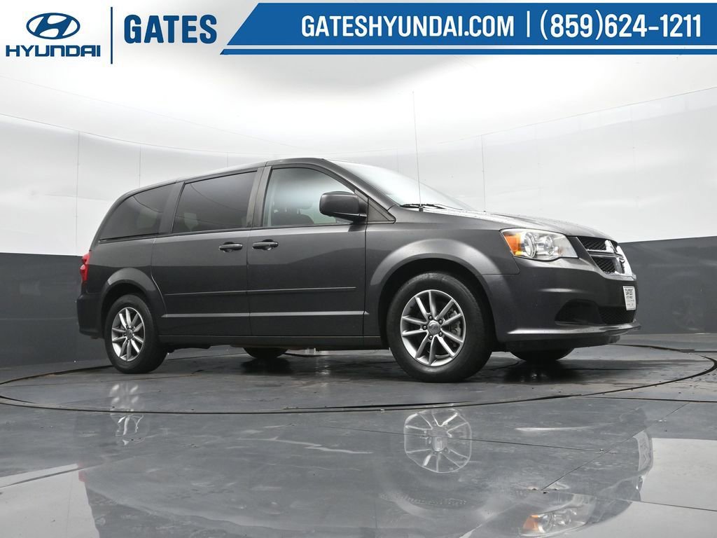 Used 2016 Dodge Grand Caravan SE image 37
