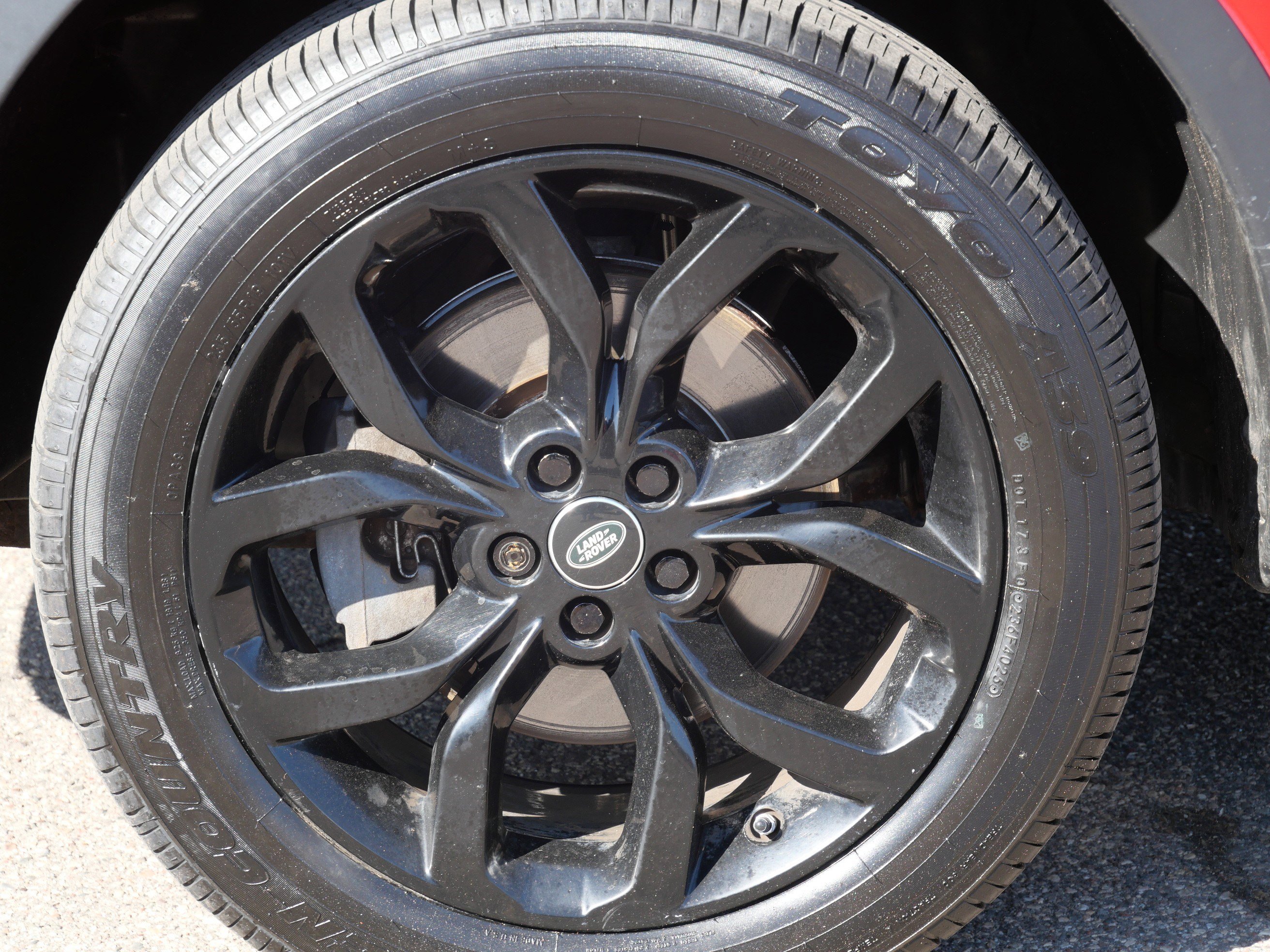 Used 2016 Land Rover Discovery Sport HSE image 10