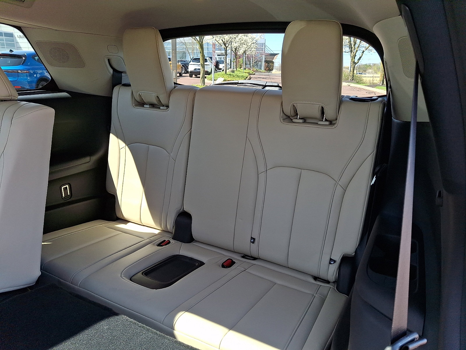 Certified 2023 INFINITI QX60 Luxe w/ Cargo Package image 10