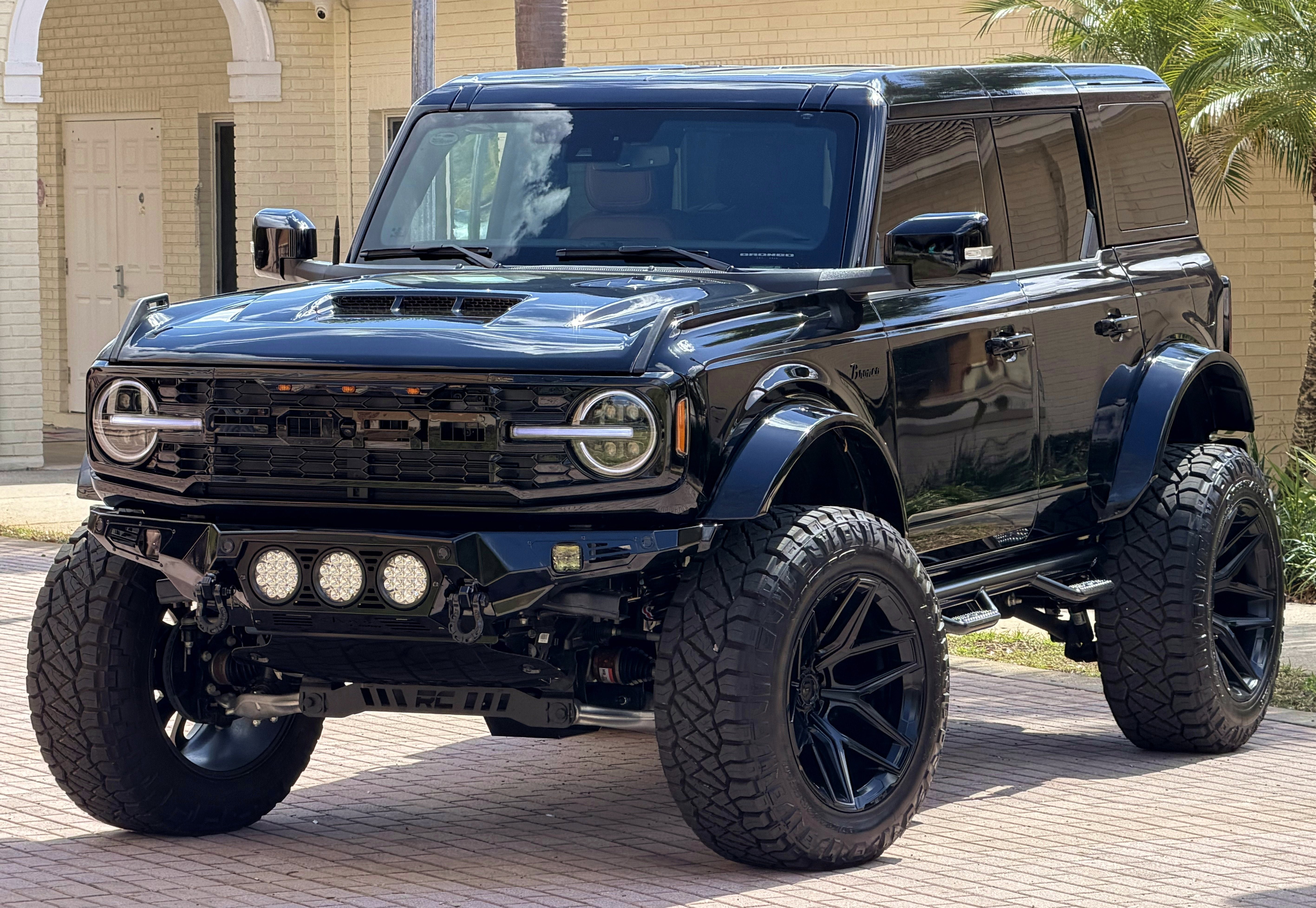 Used 2025 Ford Bronco Outer Banks AWD/4WD image 37