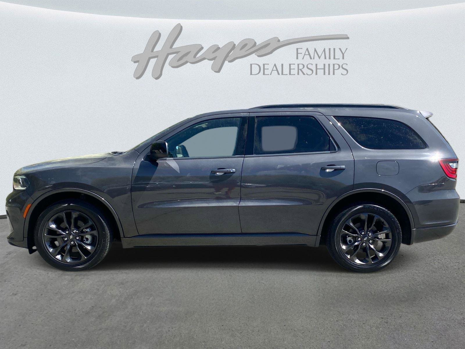 Used 2024 Dodge Durango SXT w/ SXT Blacktop Group image 8