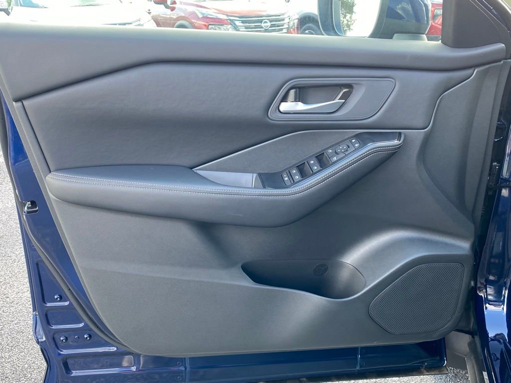 New 2026 Nissan Rogue SV image 12