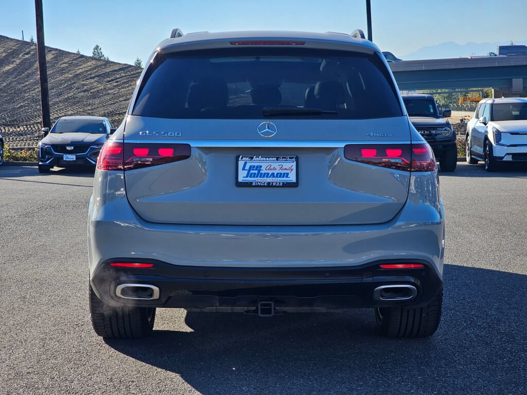 Used 2024 Mercedes-Benz GLS 580 4MATIC image 44
