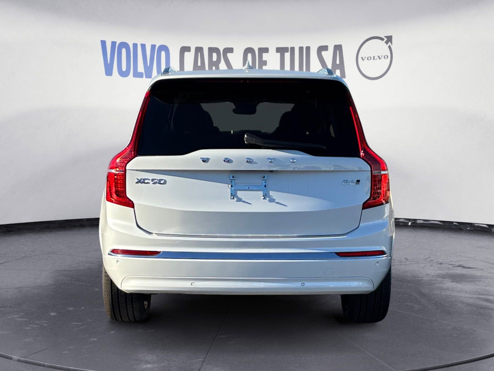 New 2025 Volvo XC90 B6 Plus w/ Protection Package Premier image 4