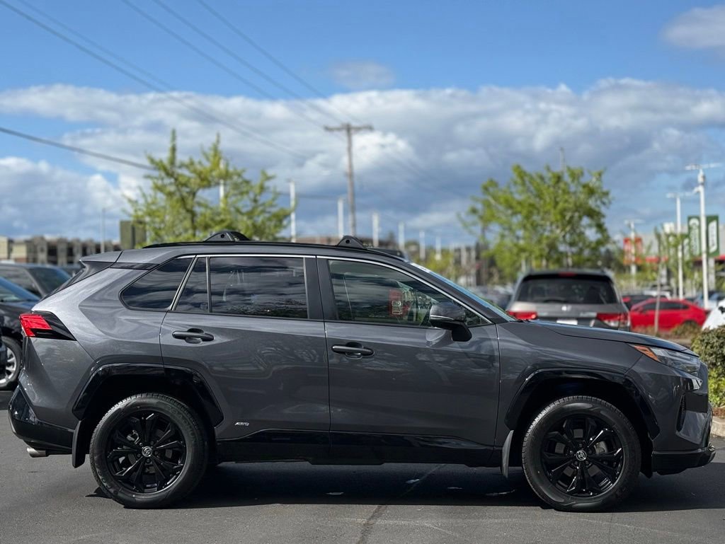 Certified 2025 Toyota RAV4 SE w/ Convenience Package AWD/4WD image 6